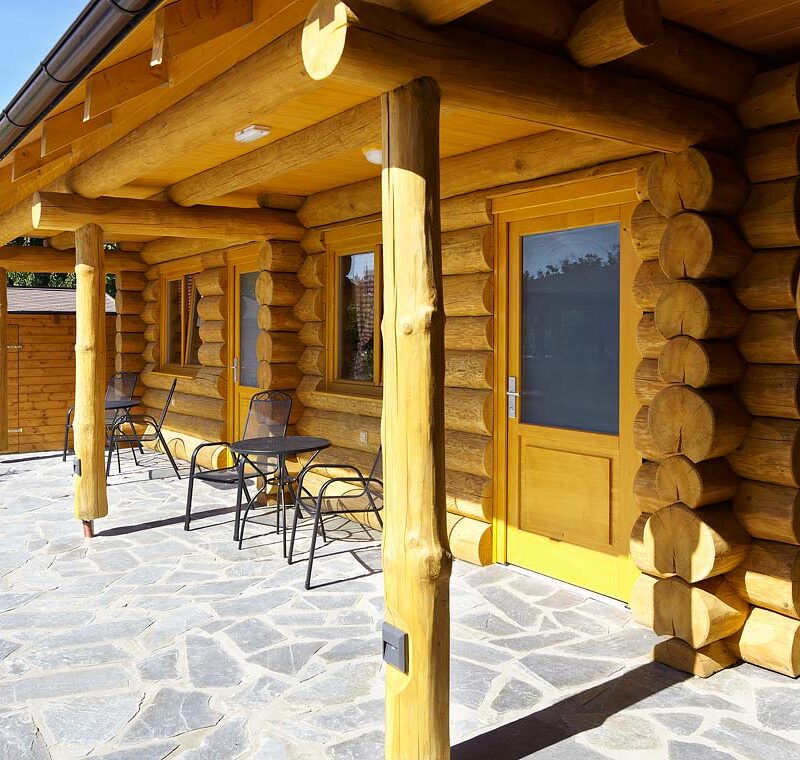 Srubovy-penzion-v-Lednici_8903